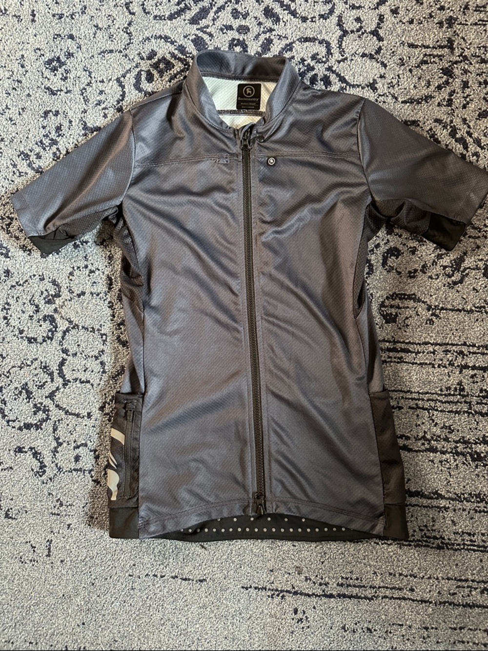 Backcountry women’s Cycling Jersey with Full Zip - Gray size medium